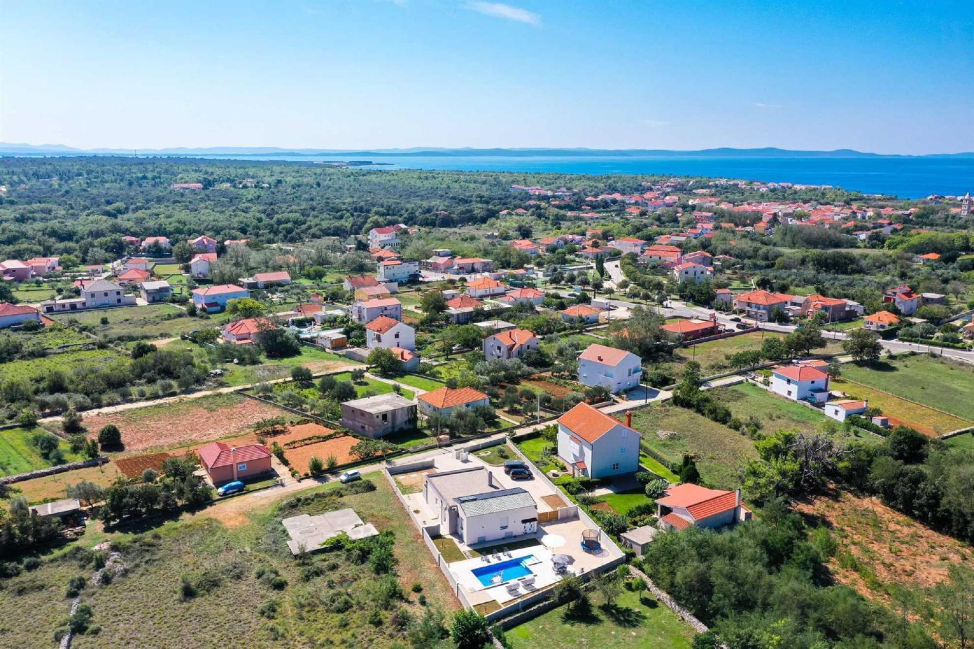 Villa Miranda With Pool Затон Экстерьер фото