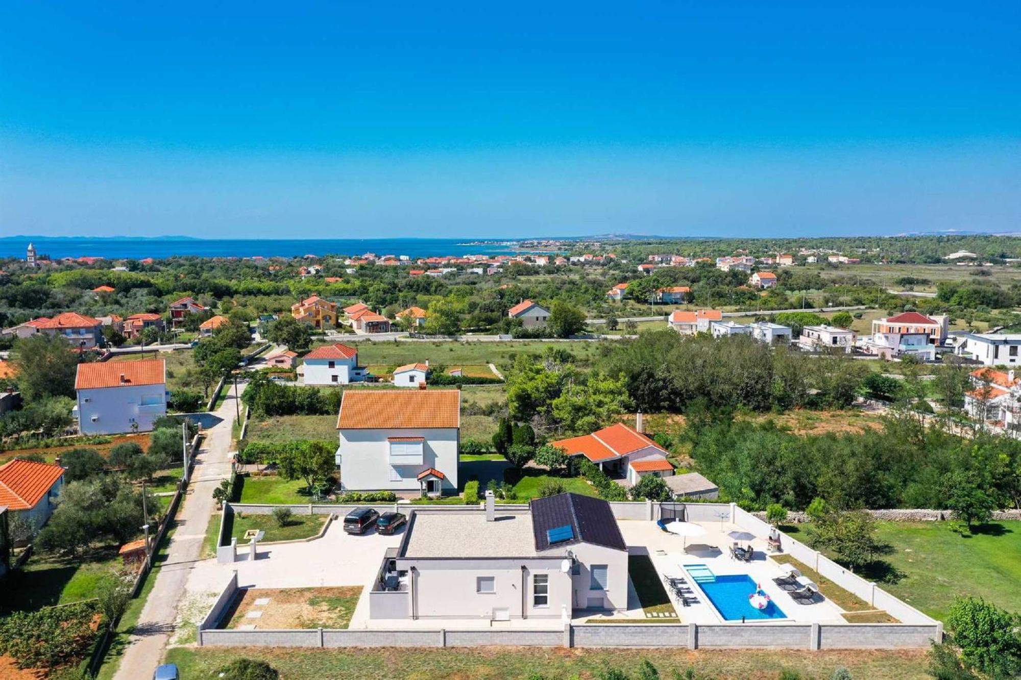 Villa Miranda With Pool Затон Экстерьер фото