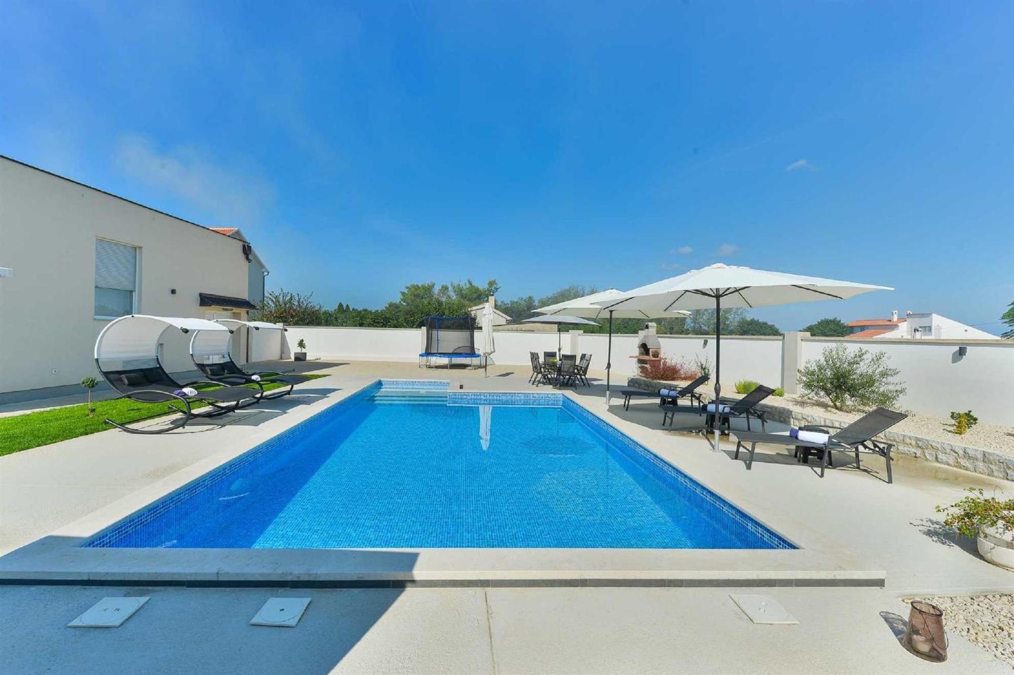 Villa Miranda With Pool Затон Экстерьер фото